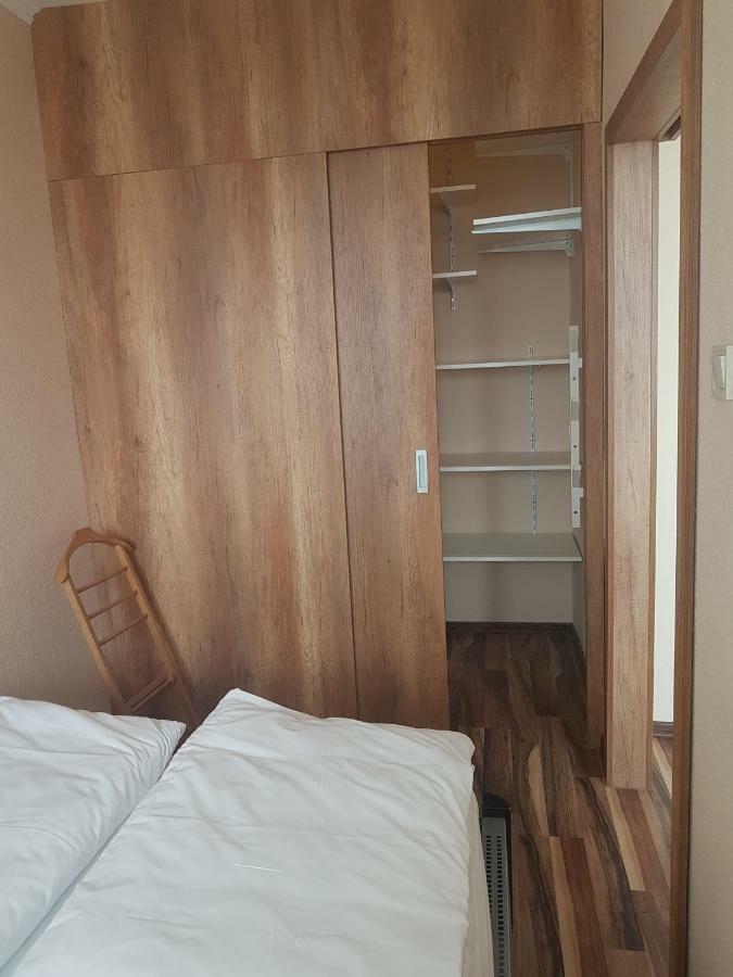 Vegas Zuglo Apartamento