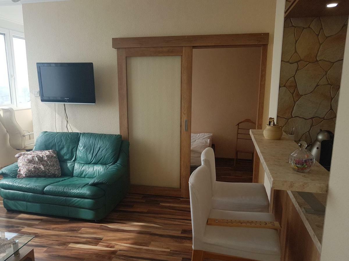 Vegas Zuglo Apartment Budapest